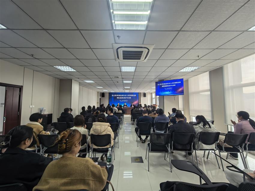 全市院前急救从业人员技能提高班暨院前创伤救护培训班顺利举办